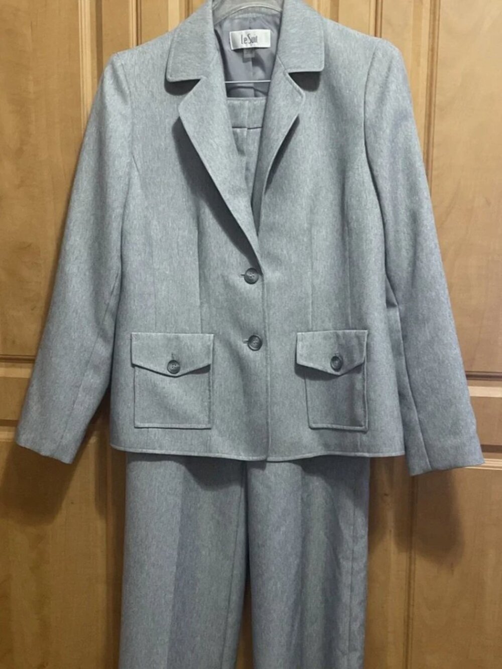 Le Suit Collections Gray 2 Piece Pantsuit Blazer Trousers Women's Size 8